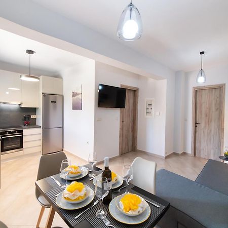 Ruellia Luxury Apartments Kalligoni Ngoại thất bức ảnh