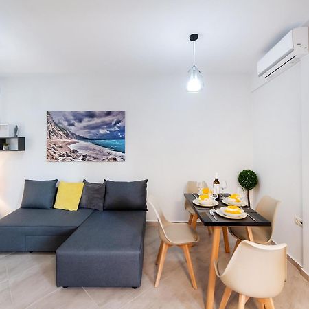 Ruellia Luxury Apartments Kalligoni Ngoại thất bức ảnh