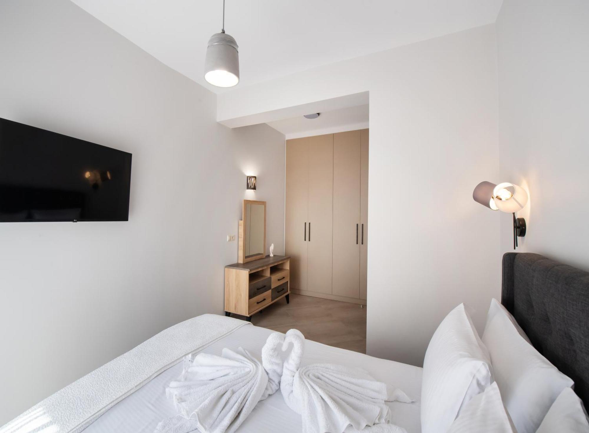 Ruellia Luxury Apartments Kalligoni Ngoại thất bức ảnh