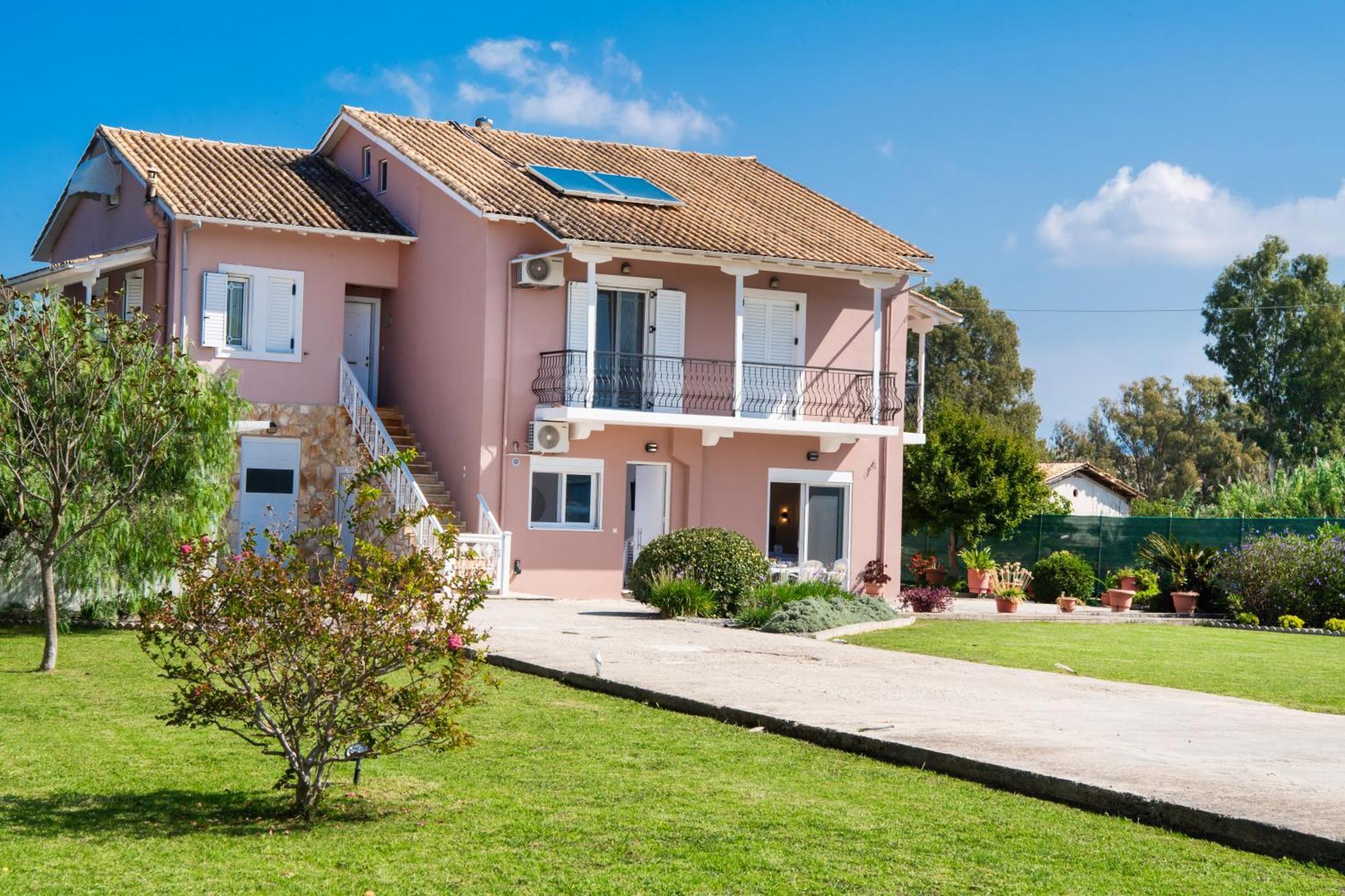 Ruellia Luxury Apartments Kalligoni Ngoại thất bức ảnh